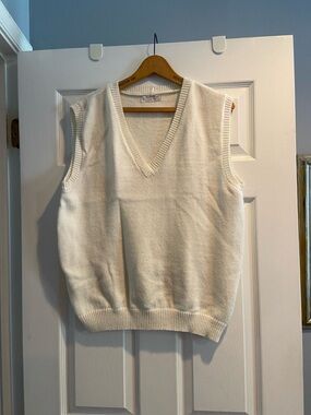 Men's Cream V-Neck Knit Sweater Vest